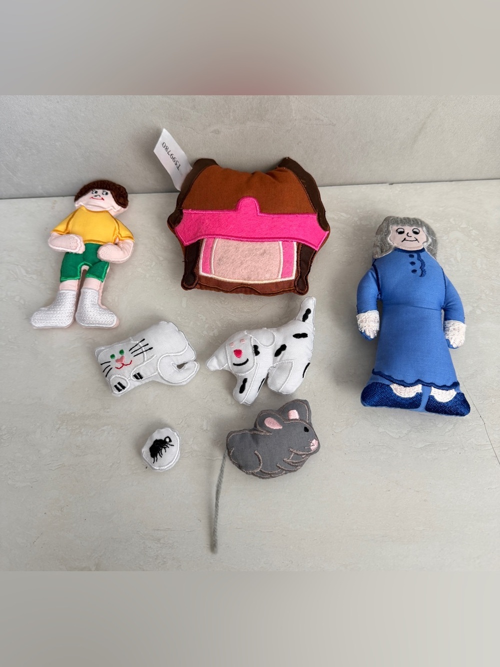 “The Napping House” Felt Storyboard Kit - 7 Pieces